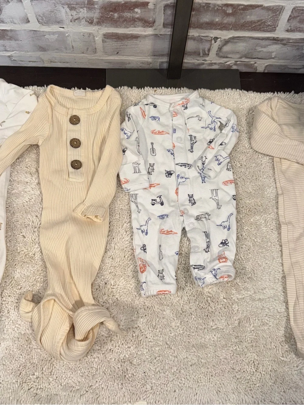 Gender nuetral outfit bundle preemie